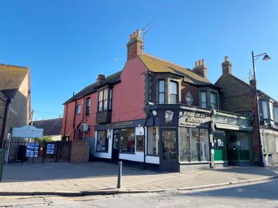Property Image for 27 Oxford Street, Whitstable, Kent