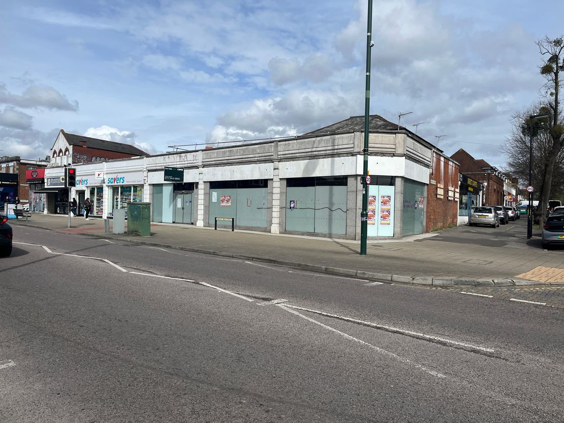 5-7 Gordon Buildings, Shirley High Street, Southampton, Hampshire, SO15 3LS