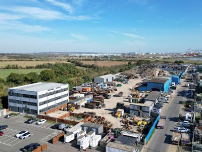Property Image for Surface Gateway, Stanhope Industrial Park, Wharf Road, Stanford-Le-Hope, Essex, SS17 0EH