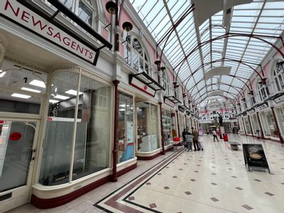 Property Image for 1-2 Royal Arcade, Bournemouth, Dorset, BH1 4BT