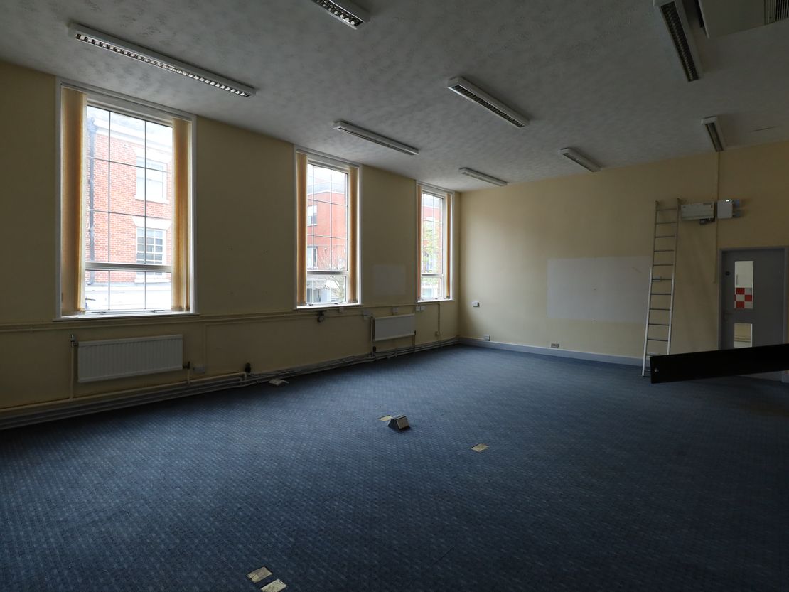 Old Town Hall, Market Place, Hinckley, Leicestershire, LE10 1NR