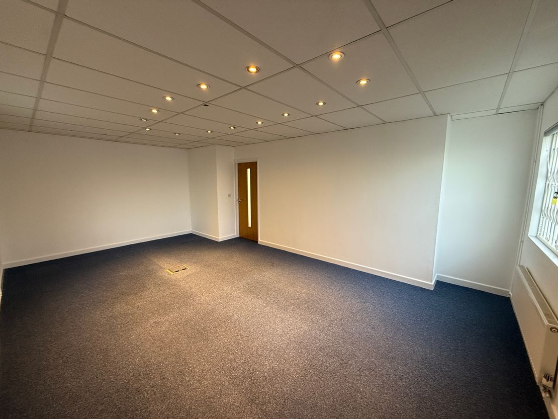 D11 Lakeside Park, Neptune Close, Medway City Estate, Rochester, Kent, ME2 4LT