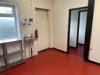 Property Image for 13 Fairfield Parade, Fairfield Avenue, Heckmondwike, Huddersfield, West Yorkshire, WF16 9NT
