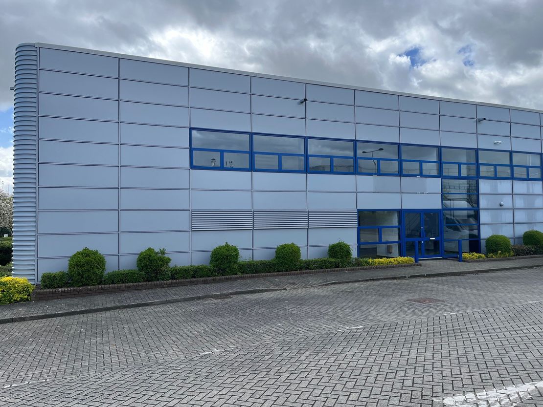 18 Tanners Drive, Blakelands, Milton Keynes, Buckinghamshire, MK14 5BW