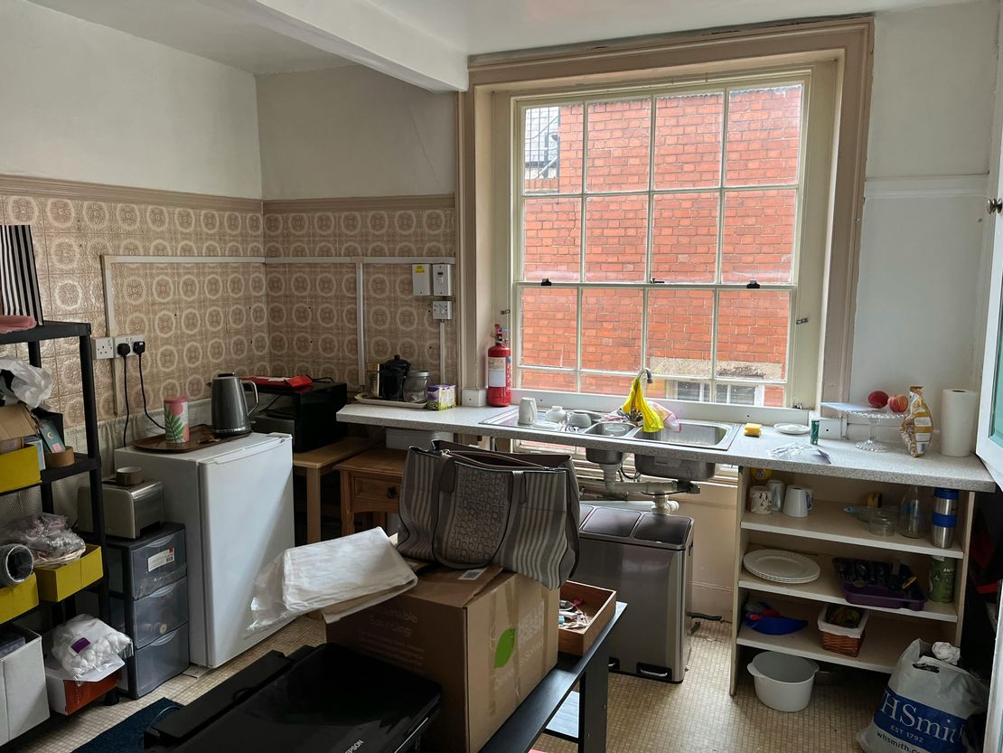 1 Irongate, Chesterfield, S40 1PT