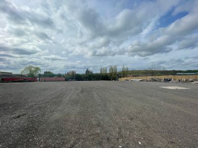 Property Image for Land At Highview Farm, New Years Green Lane, Harefield, Uxbridge, Greater London, UB9 6LX