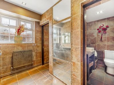 Property Image for Swineshead Bridge, Boston