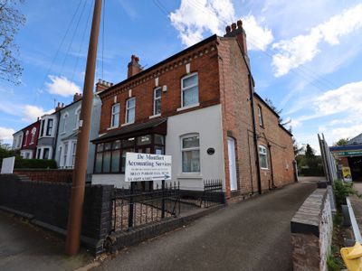 Property Image for 7 Leicester Road, Hinckley, Leicestershire, LE10 1LW