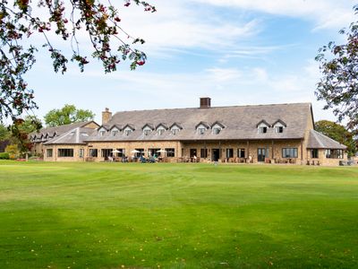 Property Image for Garstang Country Hotel, Wedding Venue & Golf Centre, Bowgreave Drive, Garstang, Preston, Lancashire, PR3 1YE