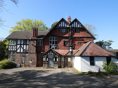 Property Image for Former Riverhill Hotel And Restaurant, 19 Talbot Road, Prenton, Merseyside, CH43 2HJ