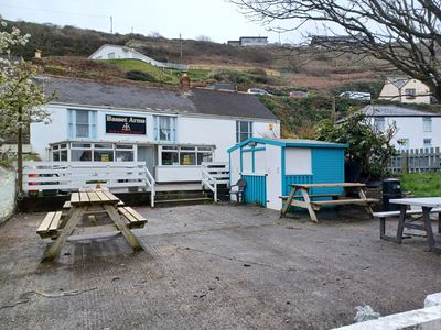 Property Image for Basset Arms, Tregea Terrace, Portreath, Redruth, Cornwall, TR16 4NG