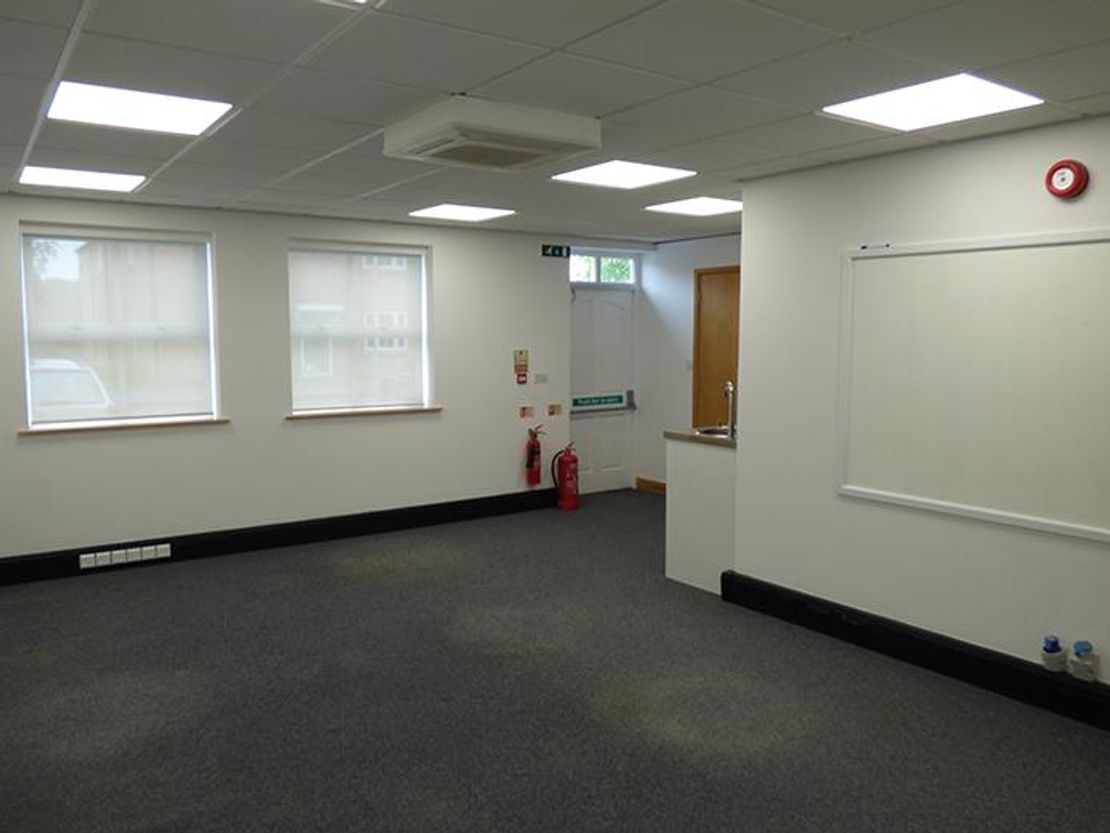 10 Ardent Court, William James Way, Henley-in-arden, B95 5GF