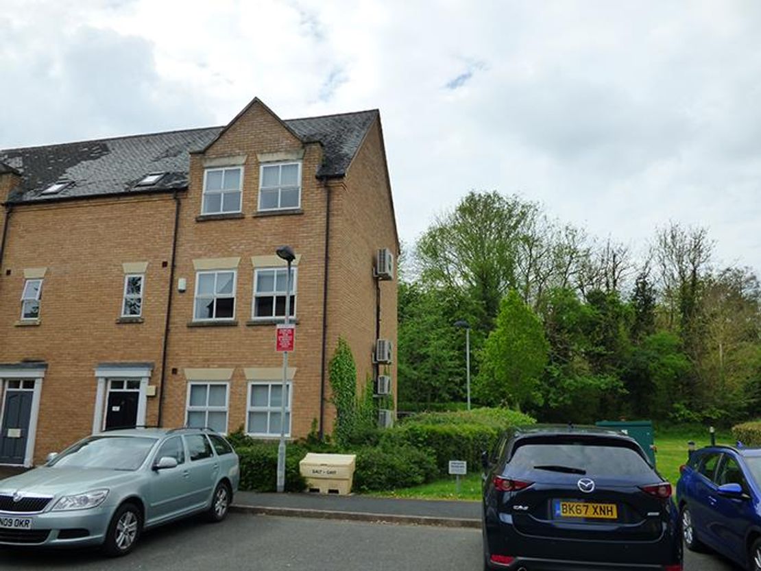 10 Ardent Court, William James Way, Henley-in-arden, B95 5GF