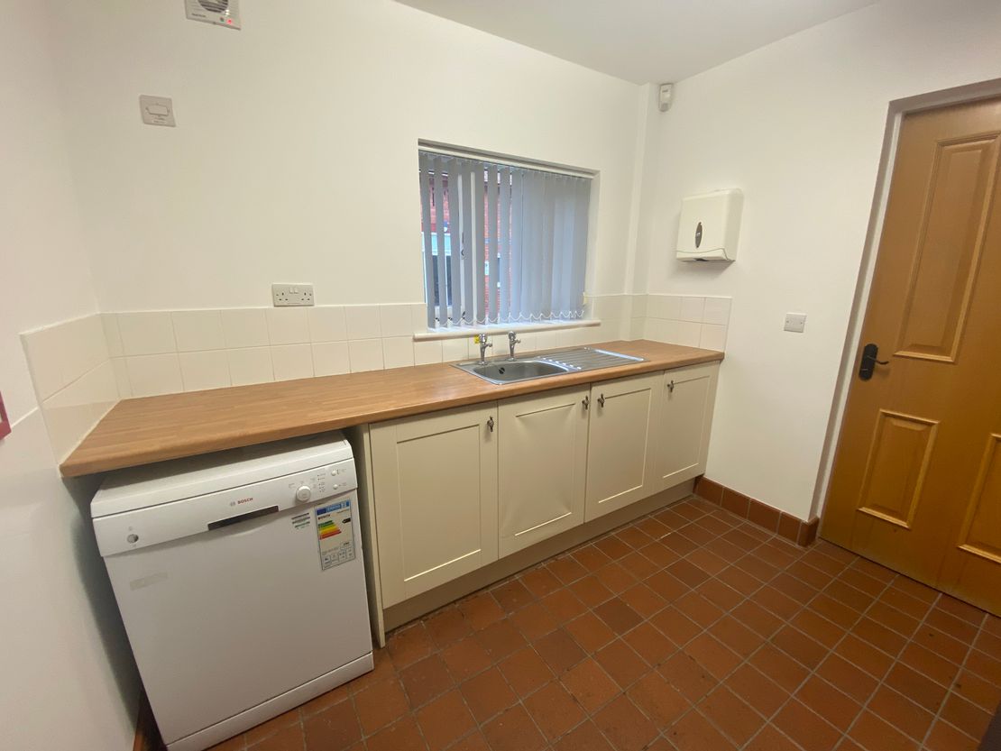 Unit 1/1a Smithy Farm, Smithy Farm Grosvenors, Chapel Lane, Bruera, Chester, Cheshire, CH3 6EW