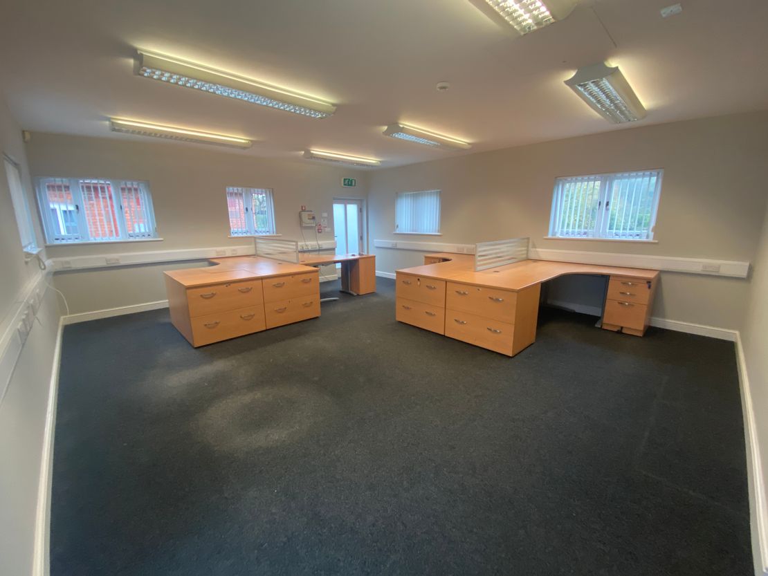 Unit 1/1a Smithy Farm, Smithy Farm Grosvenors, Chapel Lane, Bruera, Chester, Cheshire, CH3 6EW