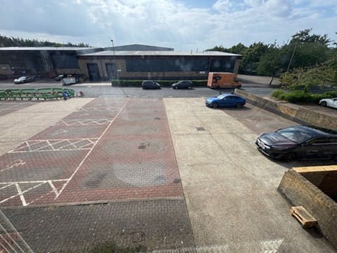 Unit 10 Grafton Way, West Ham Industrial Estate, Basingstoke, RG22 6HY