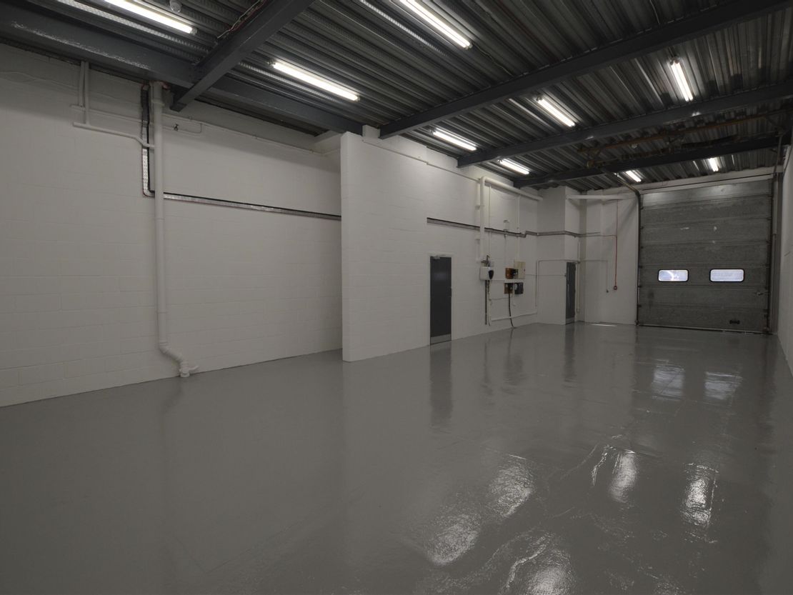 Unit 19 Redlands Centre, Redlands, Coulsdon, Surrey, CR5 2HT