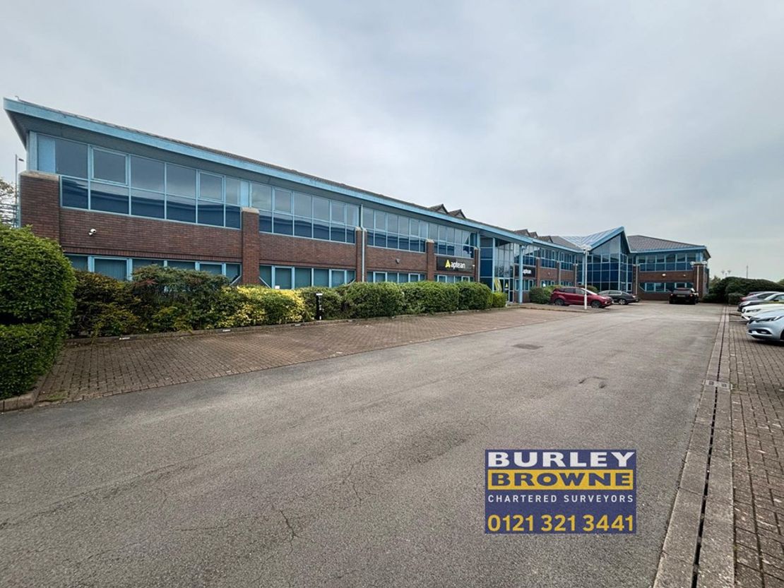 Lincoln House, Wellington Crescent, Fradley, Lichfield, WS13 8RZ
