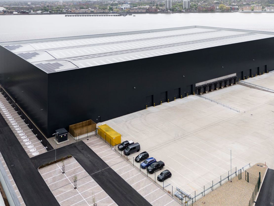 Unit 4, Momentum Logistics Park, Coldhabour Lane, Rainham, London, RM13 9BJ