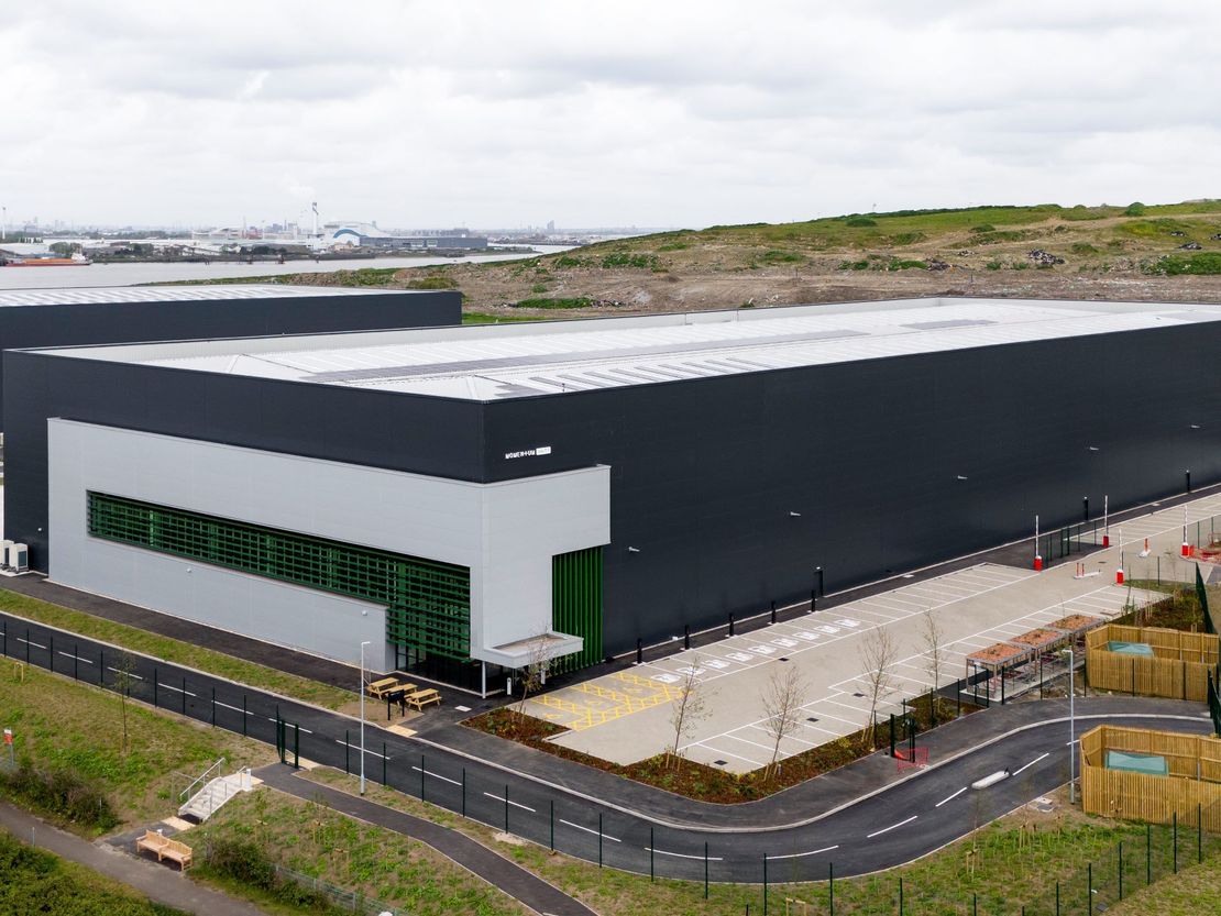 Unit 2, Momentum Logistics Park, Coldhabour Lane, Rainham, London, RM13 9BJ