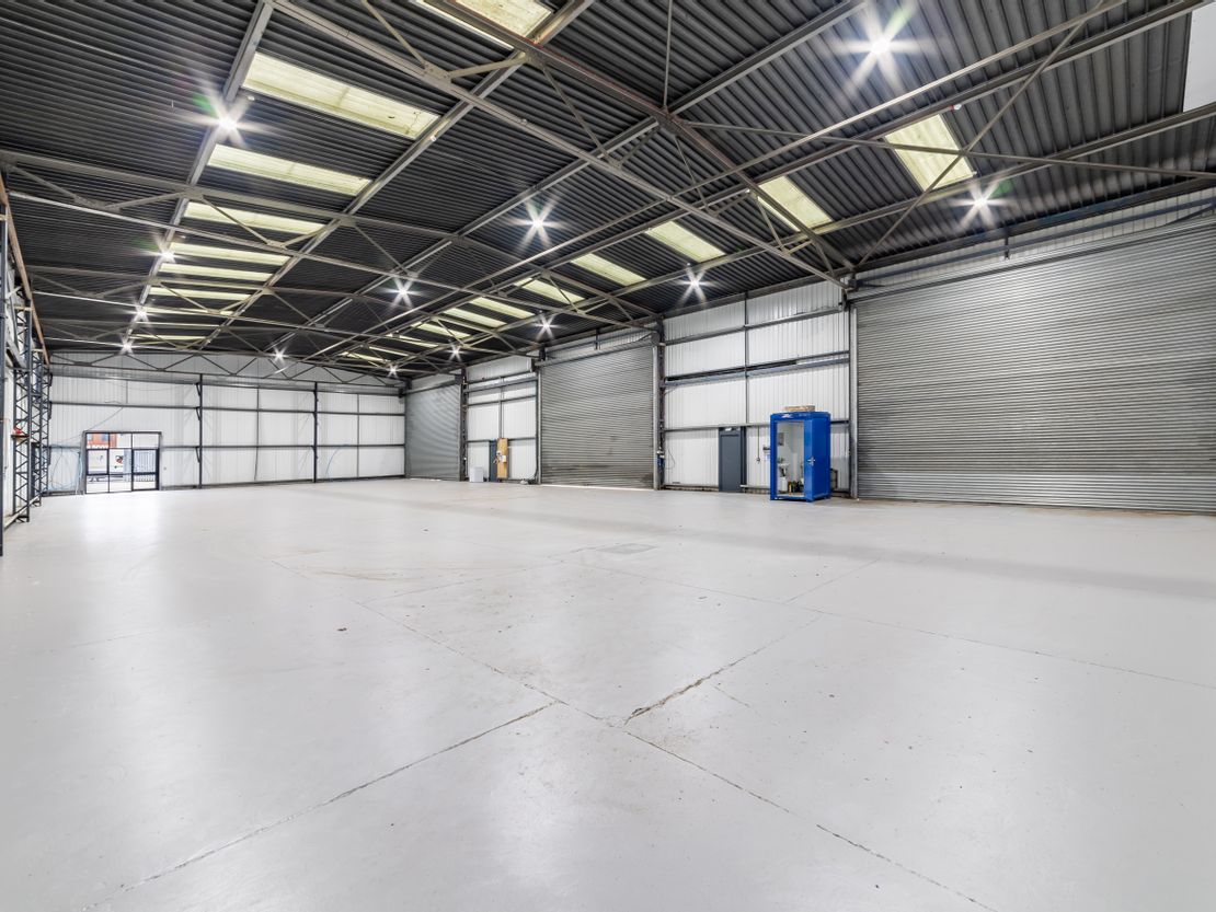 Limesquare Trade Park, Alma Park Road, Grantham, Lincolnshire, NG31 9SN