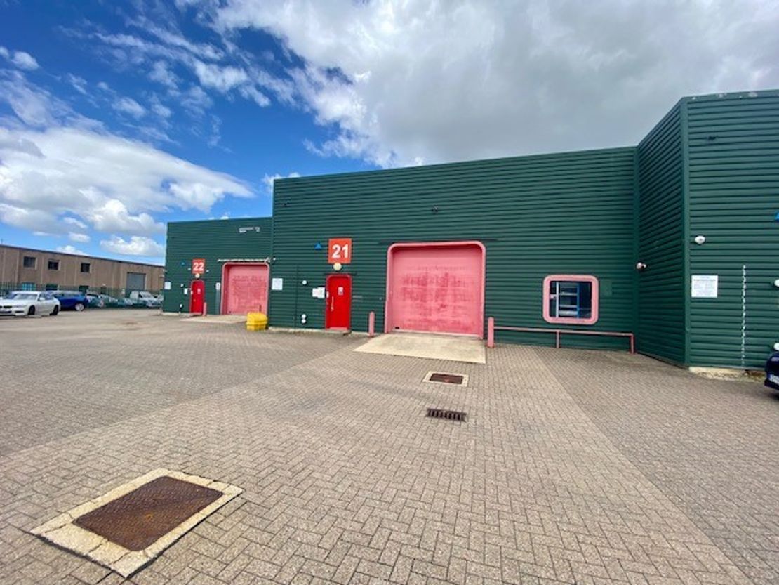 Unit 21, Riverpark Industrial Estate, Ampere Road, Newbury, Berkshire, RG14 2DQ
