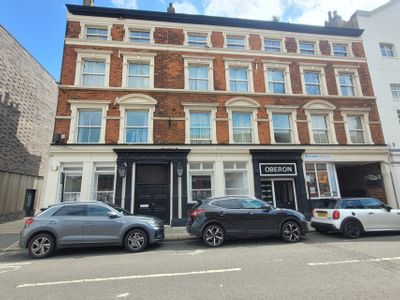 Property Image for The Oberon, 44 Queen Street, Hull, East Yorkshire, HU1 1UU