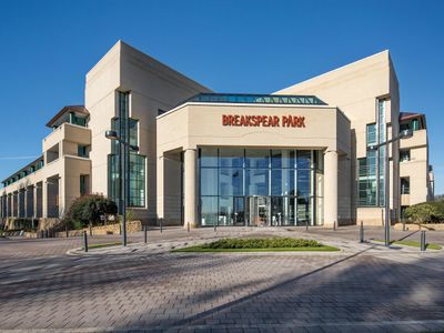 Property Image for Breakspear Park, Breakspear Way, Hemel Hempstead, HP2 4TZ