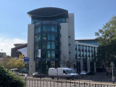Property Image for Onslow House, Onslow Street, Guildford, GU1 4TN