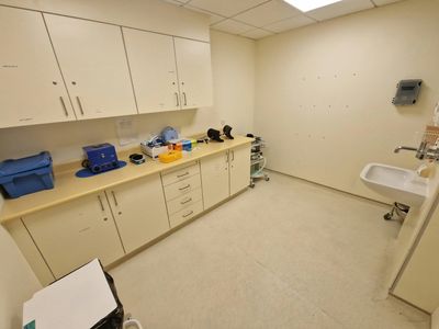 Property Image for 26-30 London Road, Cowplain, Waterlooville, PO8 8DL