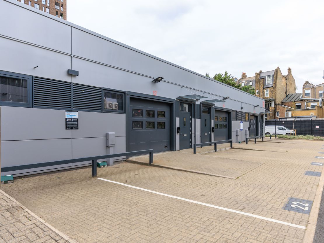 Bloom Poplar, Poplar Business Park, 10 Prestons Road, Poplar, London, E14 9RL