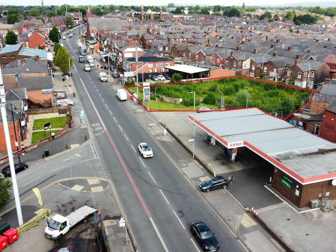 Cheetham Hill Road, Manchester, Greater Manchester, M8 0PL