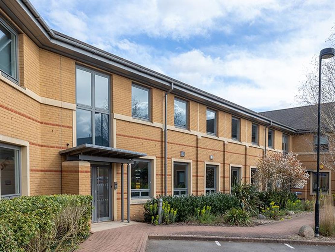 2665 Kings Court, The Crescent, Birmingham, West Midlands, B37 7YE