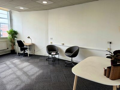 Property Image for Showroom Workstation, 15 Paternoster Row, Sheffield, S1 2BX