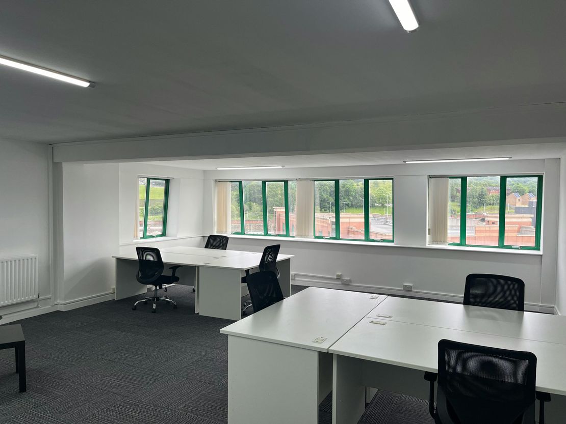 Showroom Workstation, 15 Paternoster Row, Sheffield, S1 2BX