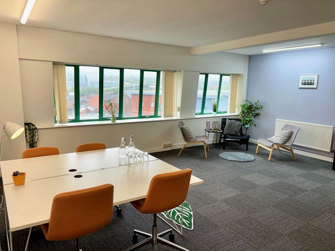 Showroom Workstation, 15 Paternoster Row, Sheffield, S1 2BX