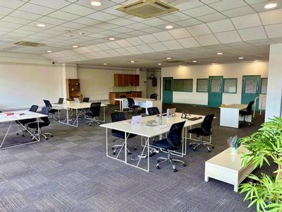 Property Image for Showroom Workstation, 15 Paternoster Row, Sheffield, S1 2BX