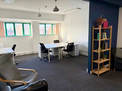 Property Image for Showroom Workstation, 15 Paternoster Row, Sheffield, S1 2BX