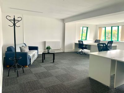 Property Image for Showroom Workstation, 15 Paternoster Row, Sheffield, S1 2BX