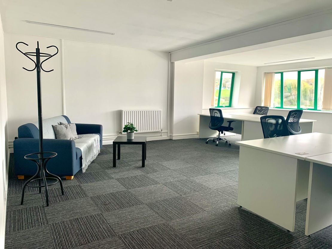 Showroom Workstation, 15 Paternoster Row, Sheffield, S1 2BX