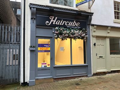 Property Image for 7 Bread Street, Wakefield, Yorkshire, WF1 1PB