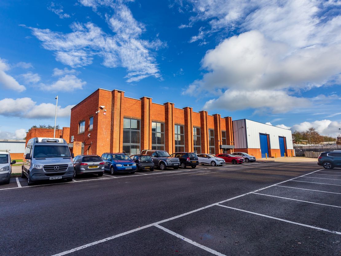 Units D1 & D2 Kennetside, Bone Lane, Newbury, West Berkshire, RG14 5PX