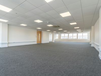 Property Image for Ground Floor, 96-99 Queens Road, Brighton, BN1 3XE
