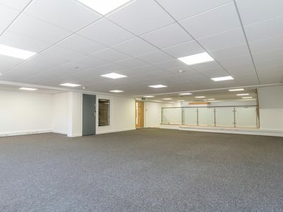 Property Image for Ground Floor, 96-99 Queens Road, Brighton, BN1 3XE