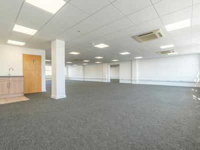 Property Image for Ground Floor, 96-99 Queens Road, Brighton, BN1 3XE