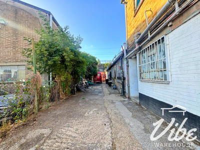 Property Image for 4 Constable Cres, London N15