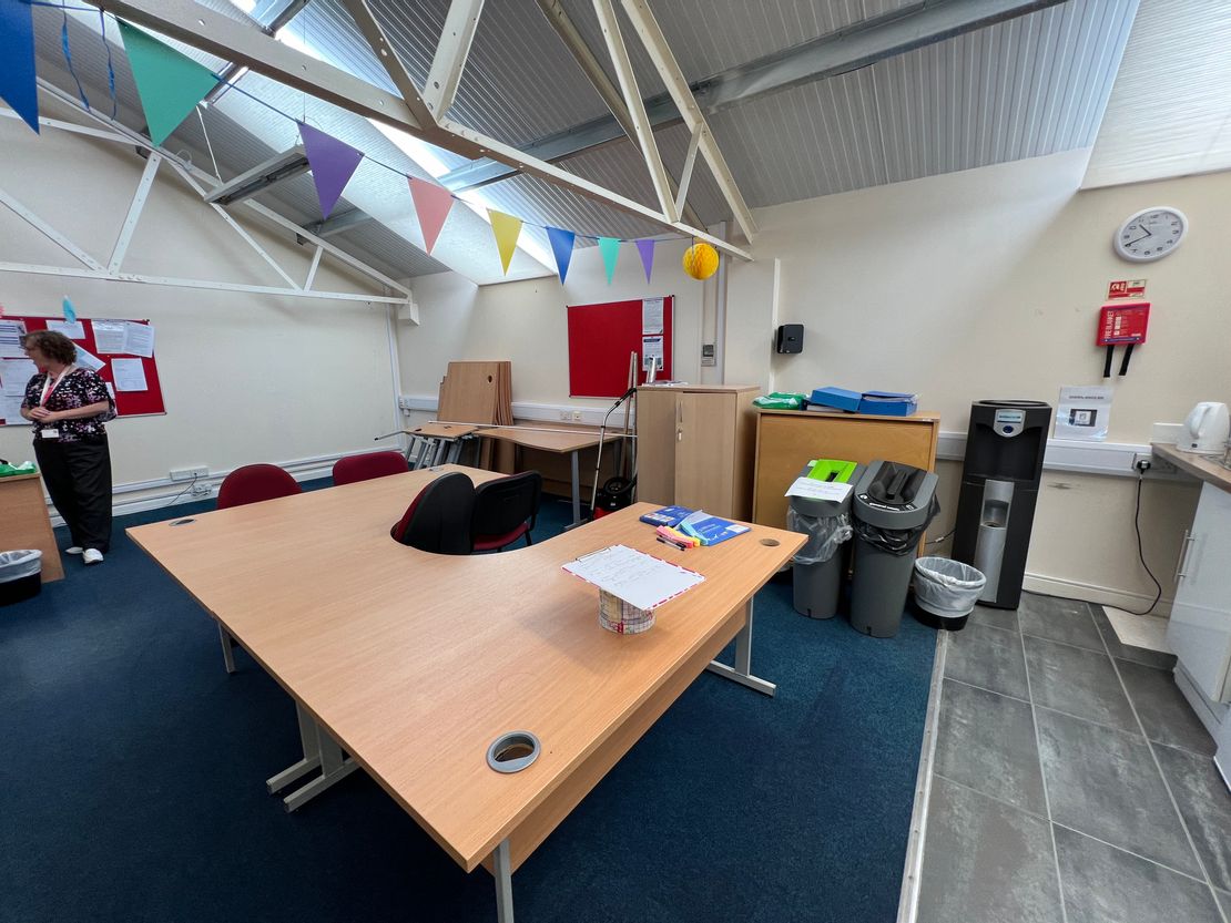 Unit 8 Suite 2, Silkstead Farm, Silkstead Lane, Hursley, Winchester, Hampshire, SO21 2LG