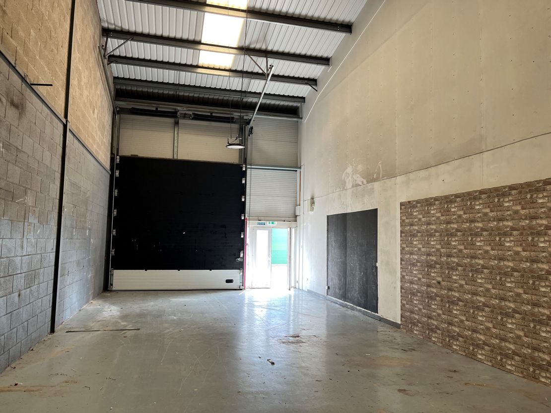 Unit 5 Sealand Trade Park, Bumpers Lane, Chester, Cheshire, CH1 4LY