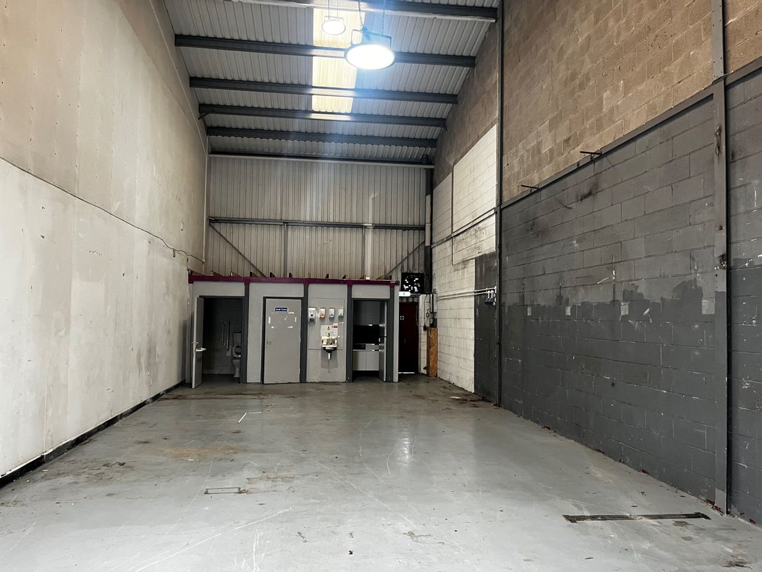 Unit 5 Sealand Trade Park, Bumpers Lane, Chester, Cheshire, CH1 4LY