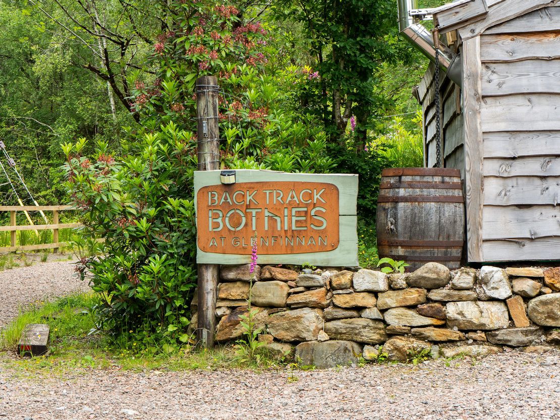 Back Track Bothies, Back Track, Glenfinnan, PH37 4LT